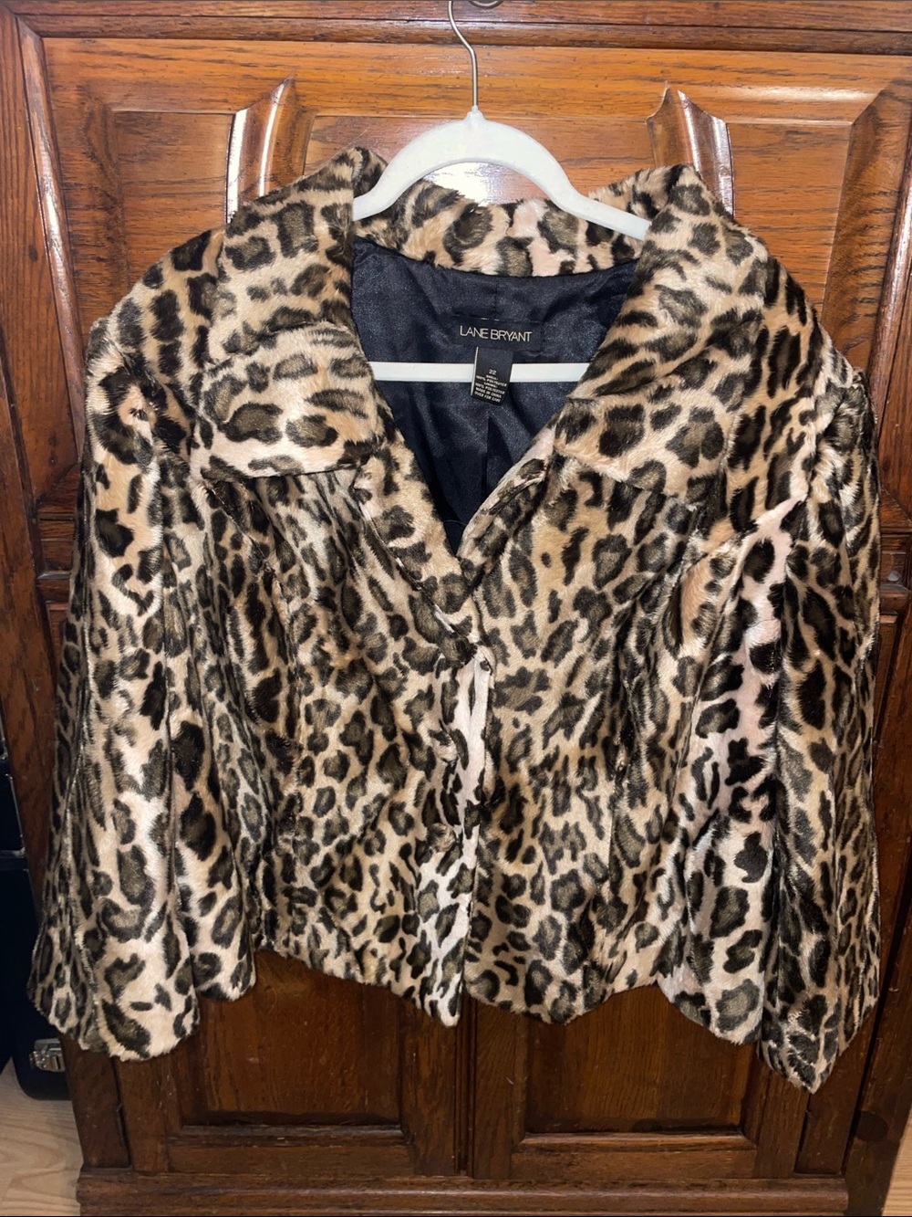 Lane Bryant Women's Cropped, Leopard Print Faux Fur Jacket - Brown/Black size 22 - Picture 2 of 10
